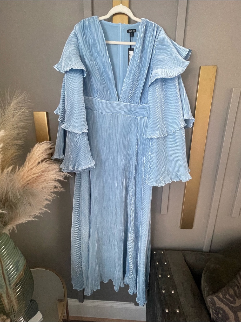 Light Blue Plissé Maxi Dress with Statement Sleeves - Picture 2 of 6